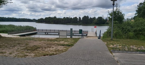 Czerwona flaga na obu kąpieliskach!